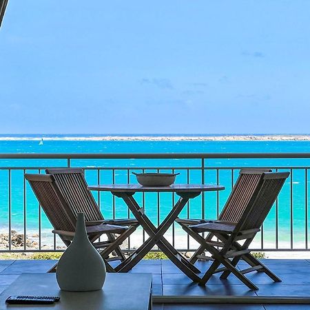 Апартаменты Front Line Unit 520 Ft2 - 48 M2, On Second Floor, Stunning Ocean View Куль-де-Сак Экстерьер фото