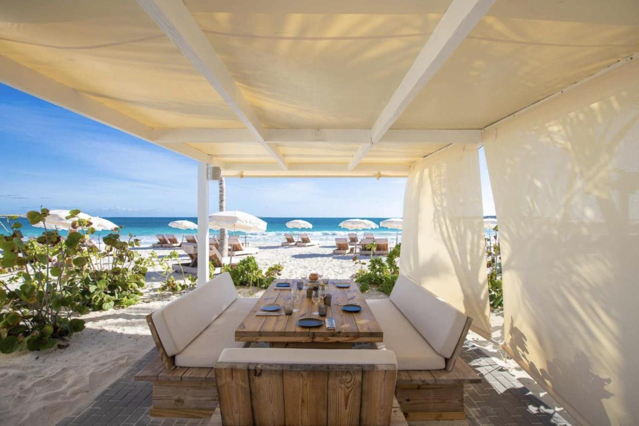 Апартаменты Front Line Unit 520 Ft2 - 48 M2, On Second Floor, Stunning Ocean View Куль-де-Сак Экстерьер фото